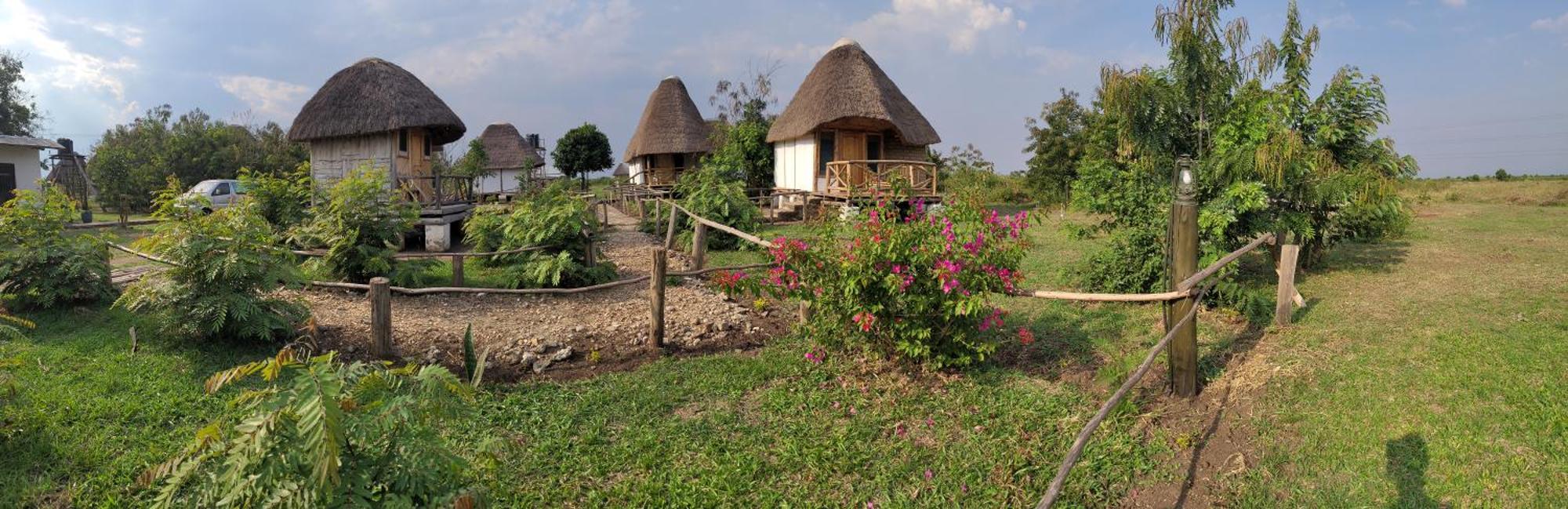Songbird Safari Lodge & Campsite Katunguru Bagian luar foto