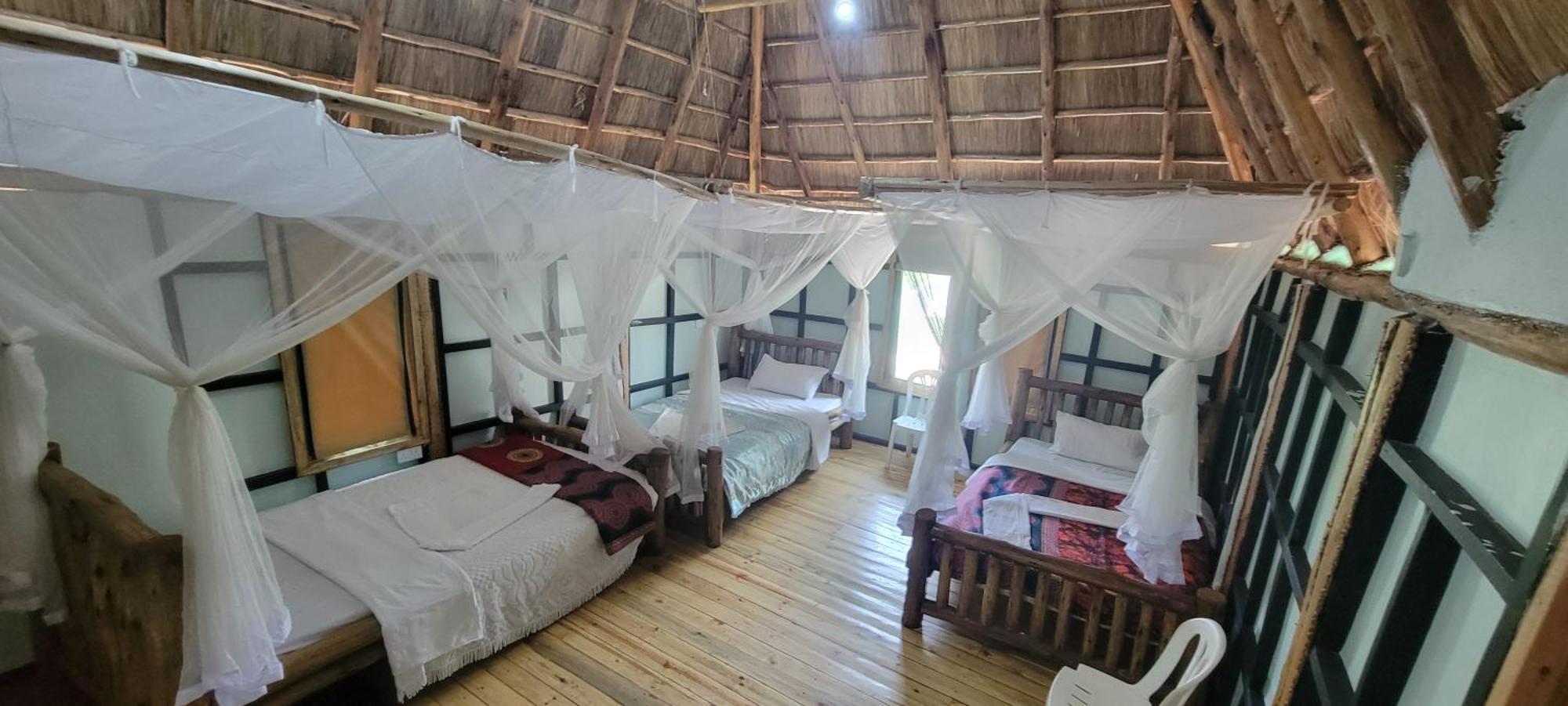 Songbird Safari Lodge & Campsite Katunguru Bagian luar foto